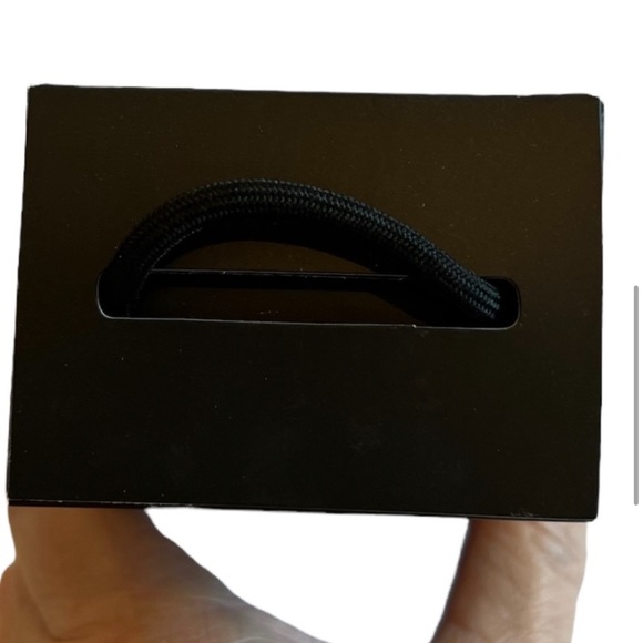 Puma's High Impact Band for Apple Watch NWT - Picture 6 of 10